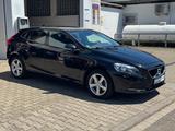 Volvo V40 Kinetic | PDC vo + hi | Tempomat | Sitzheizu - Volvo V40 aus 2017