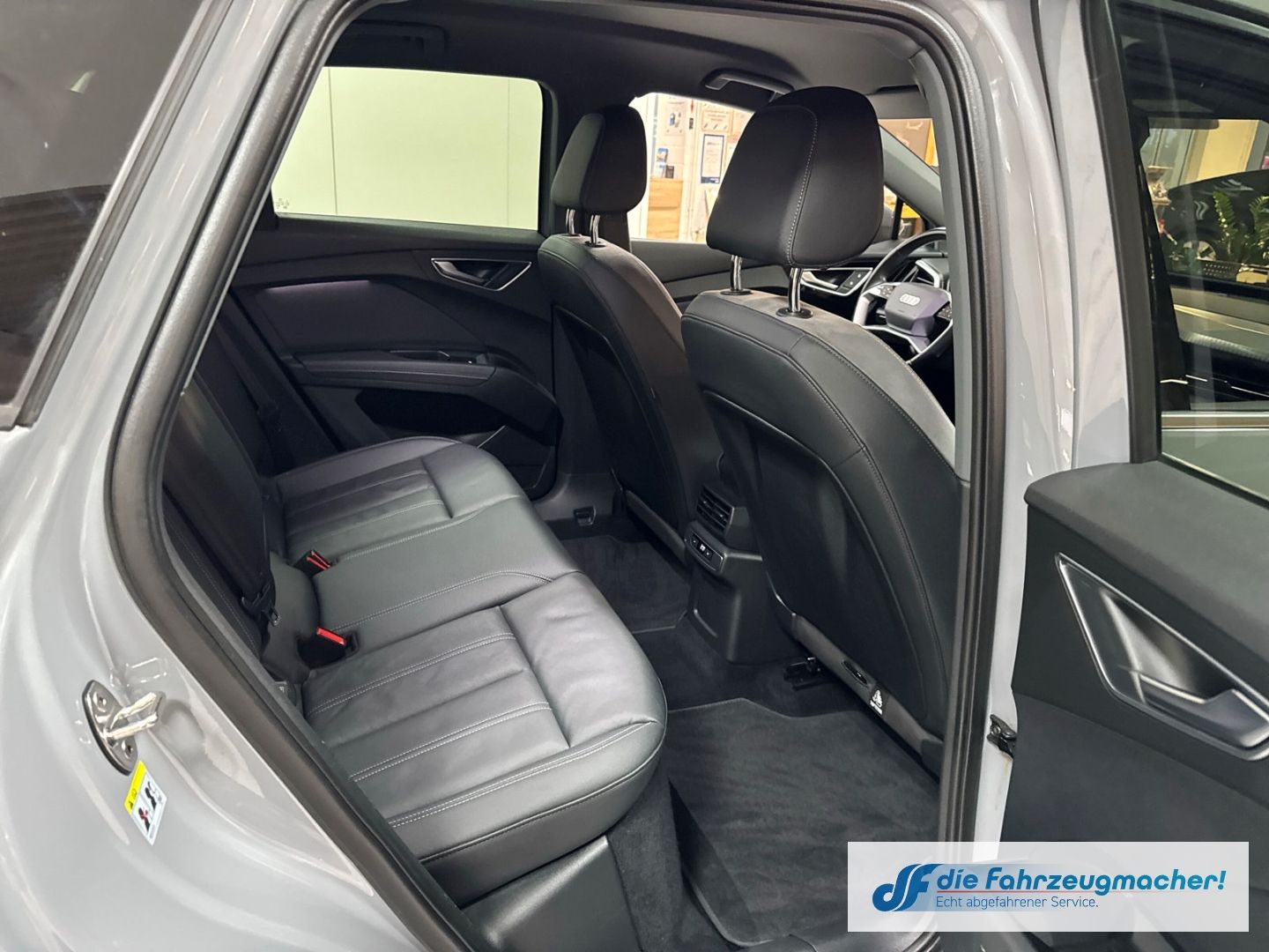 Fahrzeugabbildung Audi Q4 e-tron 35 Leder Digitales Cockpit LED Mehrzon