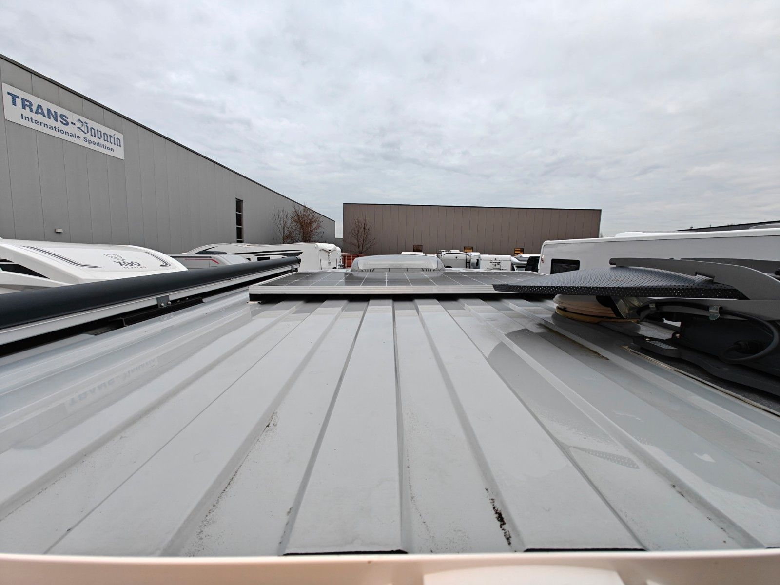 Fahrzeugabbildung Roller Team Livingstone Next 540 - SAT, TV, Solar, Kamera -