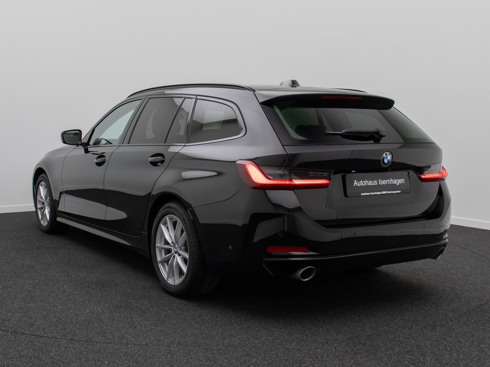 Fahrzeugabbildung BMW 318i Kamera DAB HiFi CockPit+ Geschwindigkeitsre
