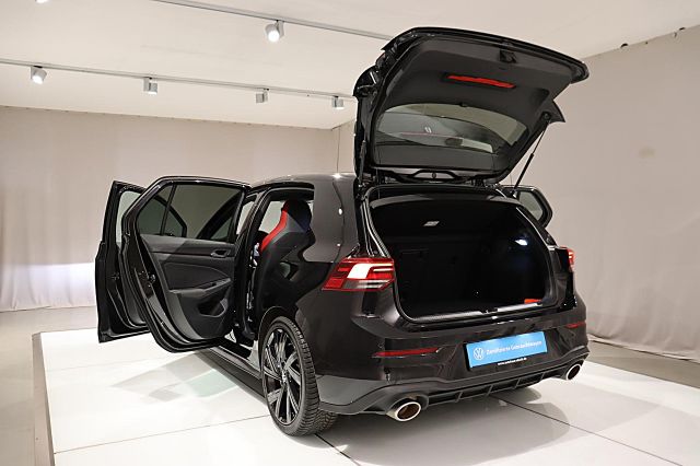 Golf GTI 8 VIII Clubsport 2.0l 300PS DSG LED KAM