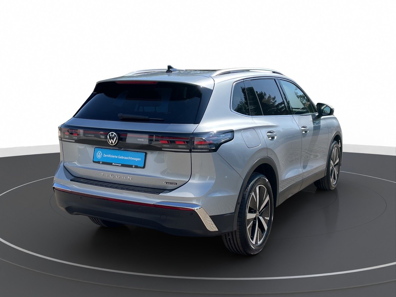 Volkswagen Tiguan 2.0 TSI 4Motion Elegance DSG AHK MATRIX foto 4