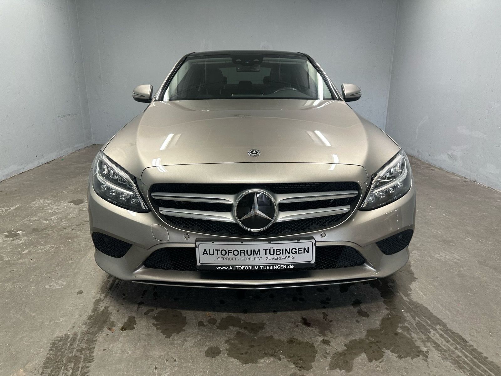 Fahrzeugabbildung Mercedes-Benz C 220 d Autom. AVANTGARDE*PANORAMA*DISTRO*SH*