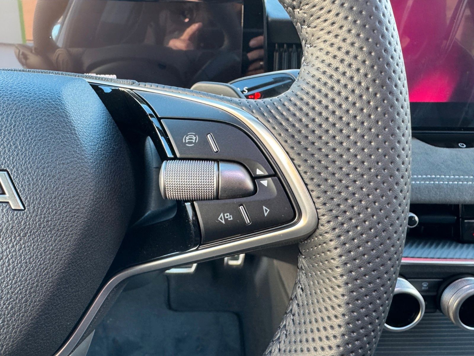 Fahrzeugabbildung SKODA Superb Combi Sportline