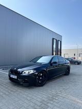 BMW M5 M5 - BMW M5: 5