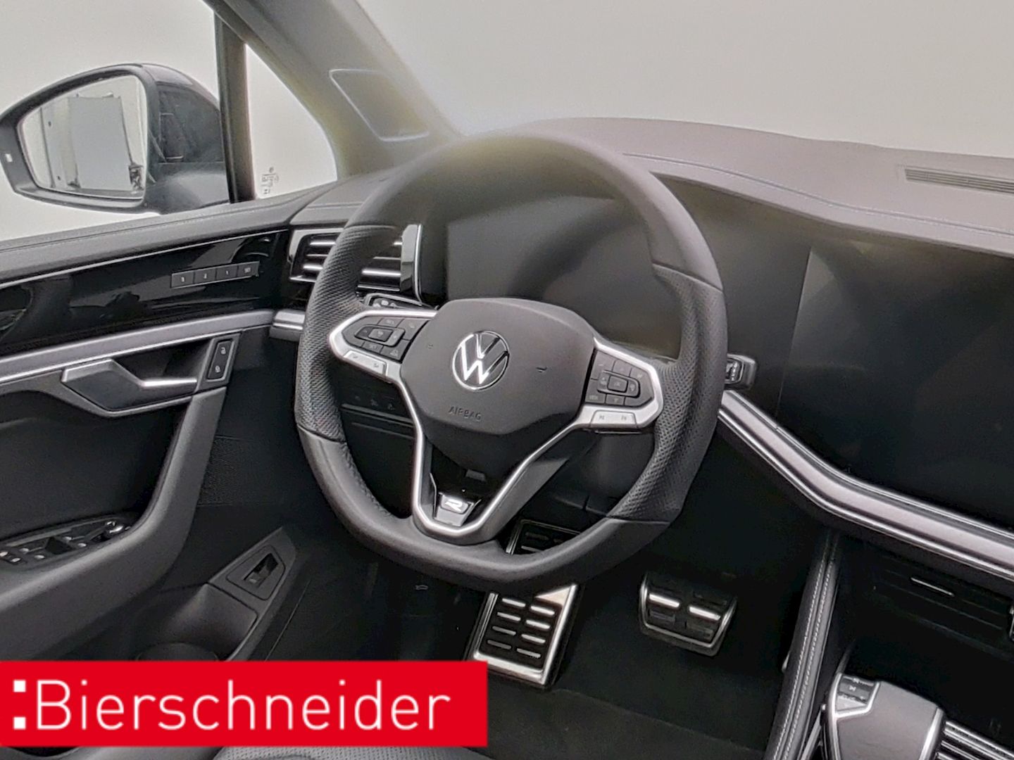 Volkswagen Touareg 3.0 TSI R-Line BLACK-STYLE AHK D foto 5