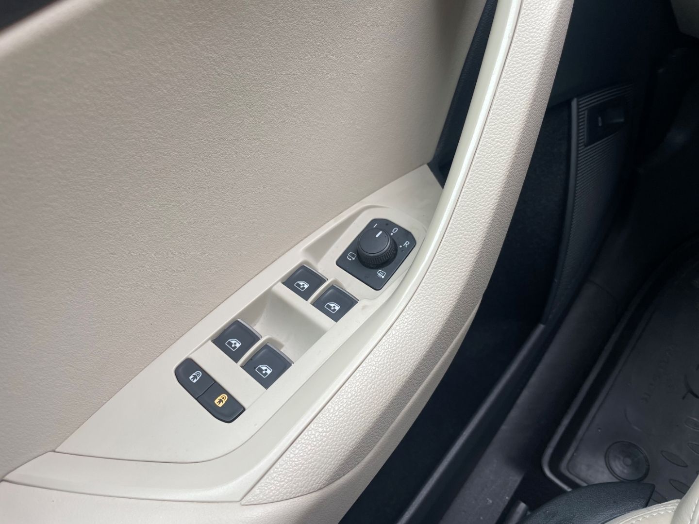 Fahrzeugabbildung SKODA Kodiaq Style 4x4 7-Sitzer Memory Sitzheiz&klima