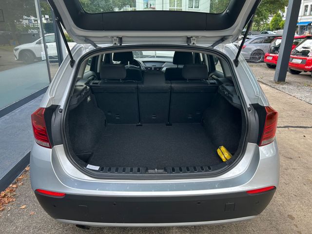 Fahrzeugabbildung BMW X1 +Xenon+LM Allwetter+Klima+NaviZB+BT+SHZ+