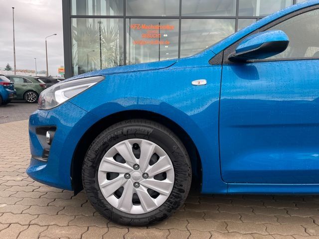 Fahrzeugabbildung Kia Rio Comfort PDC, Klima, Bluetooth