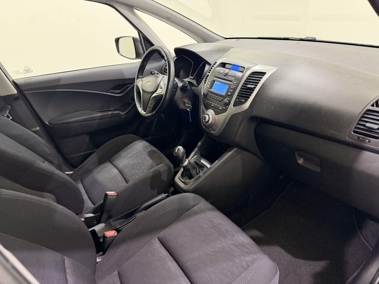 Hyundai ix20 2011 — photo 20