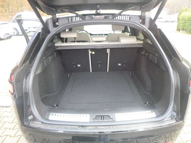 Range Rover Velar R-Dynamic SE 4x4 3.0 Automatik
