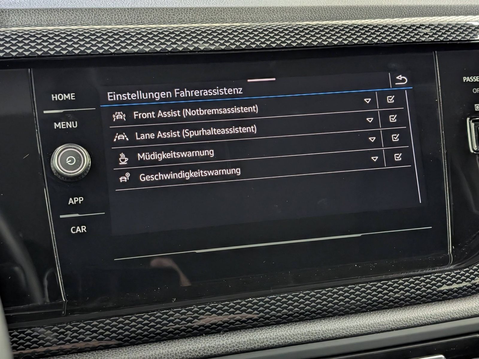 VW Polo 1.0 Life Klimaanlage LED SHZ Allwetter – Bild 24
