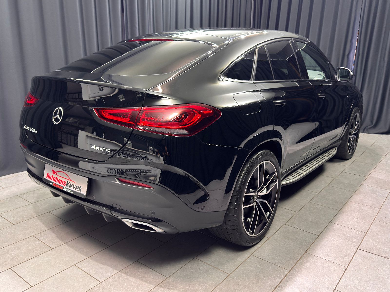 Fahrzeugabbildung Mercedes-Benz GLE 350e 4Matic Coupe *AMG-LINE*22 ZOLL*LUFT*