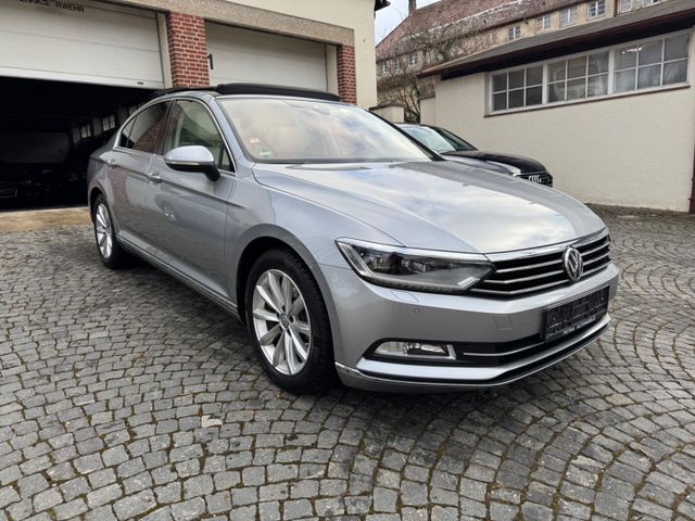 Volkswagen Passat 2.0 TSI Highline  PANORAMA 1HAND 220PS