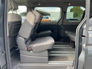 Volkswagen T7 Multivan - 10