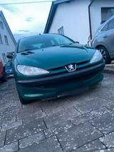 Peugeot 206  Benzin  ohne Wartungszeiten u... - Peugeot 206 Gebrauchtwagen in Saarbrücken