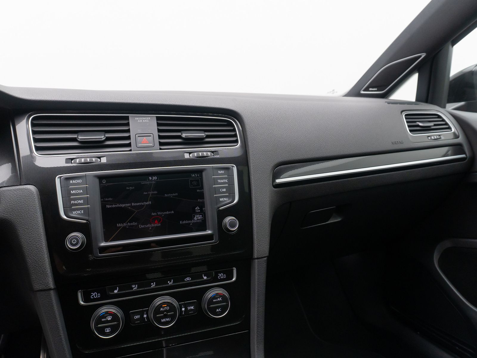 Fahrzeugabbildung Volkswagen Golf GTI Perform Sound PDC Navi Notbrems BiXenon