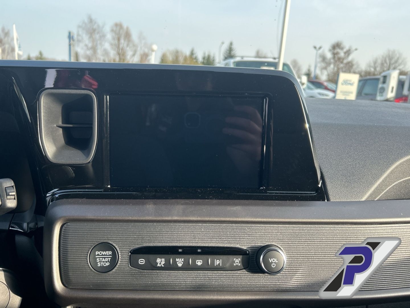 Ford Tourneo Courier - Bild 24