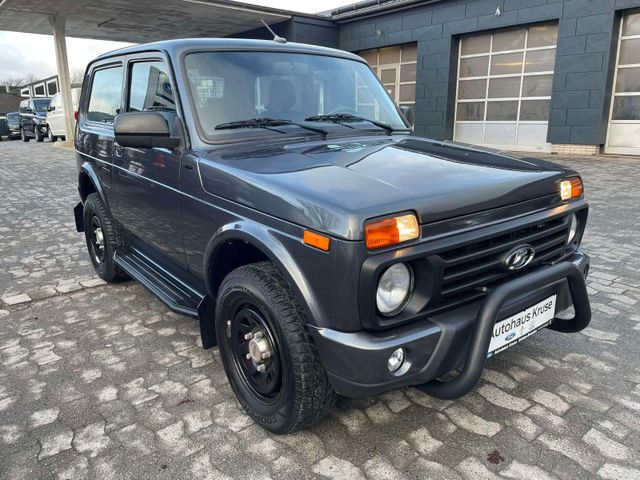 Lada Urban Black Edition 4x4