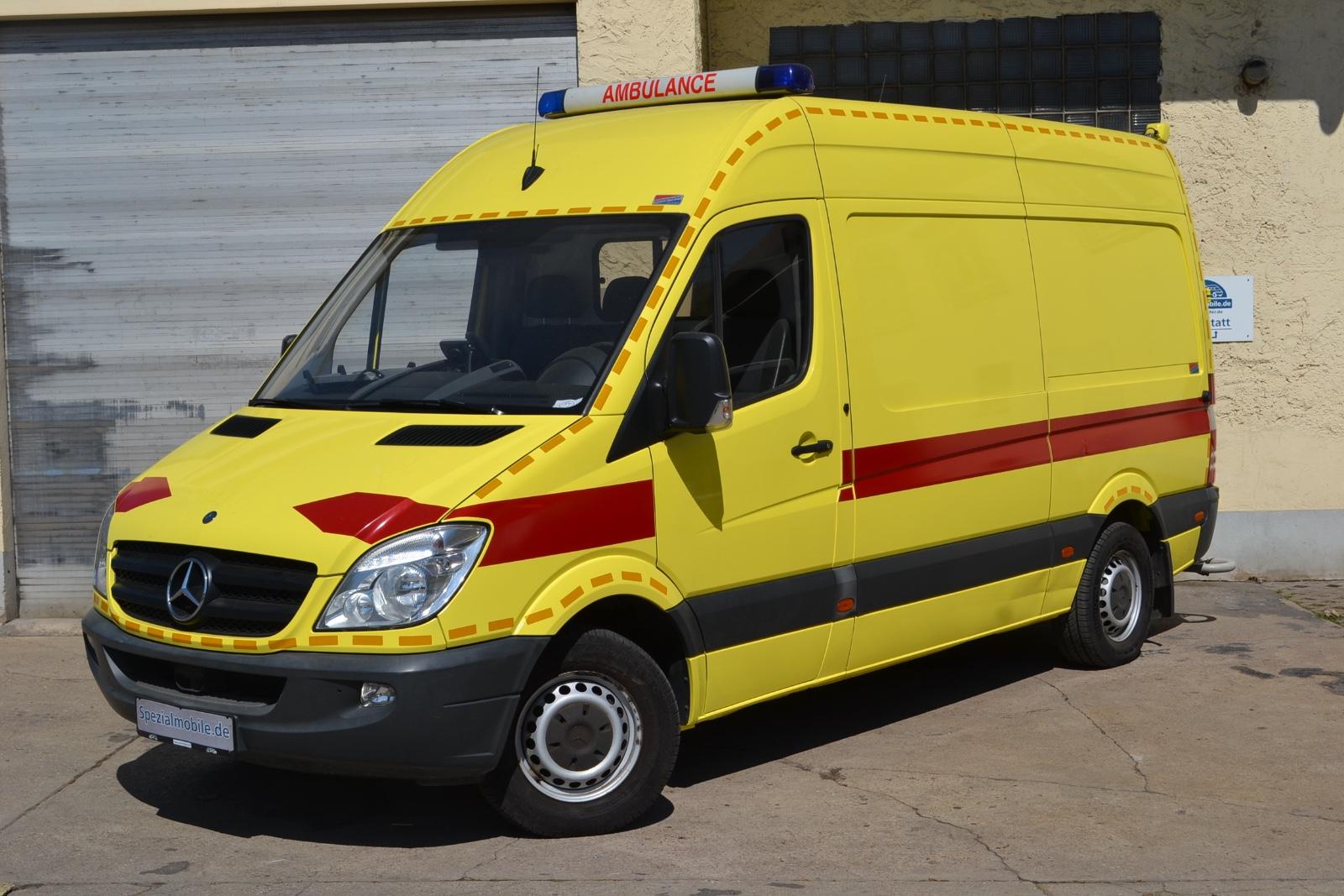 Mercedes-Benz Sprinter 316 CDI RTW Ambulance Rettungswagen
