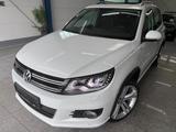 Volkswagen Tiguan 2.0 TDI*R-LNE*SPORT*4M*DSG*PANO*RFK*BI-XN - mit Diesel-Antrieb: Kleinbus, Automatik