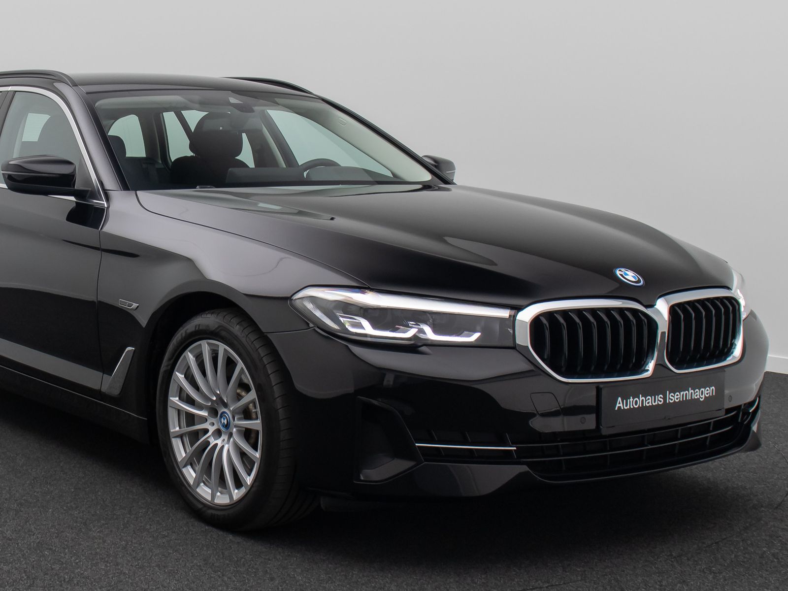 Fahrzeugabbildung BMW 520e Alarm Komfort PDC DAB GeschwindigReg 18Zoll