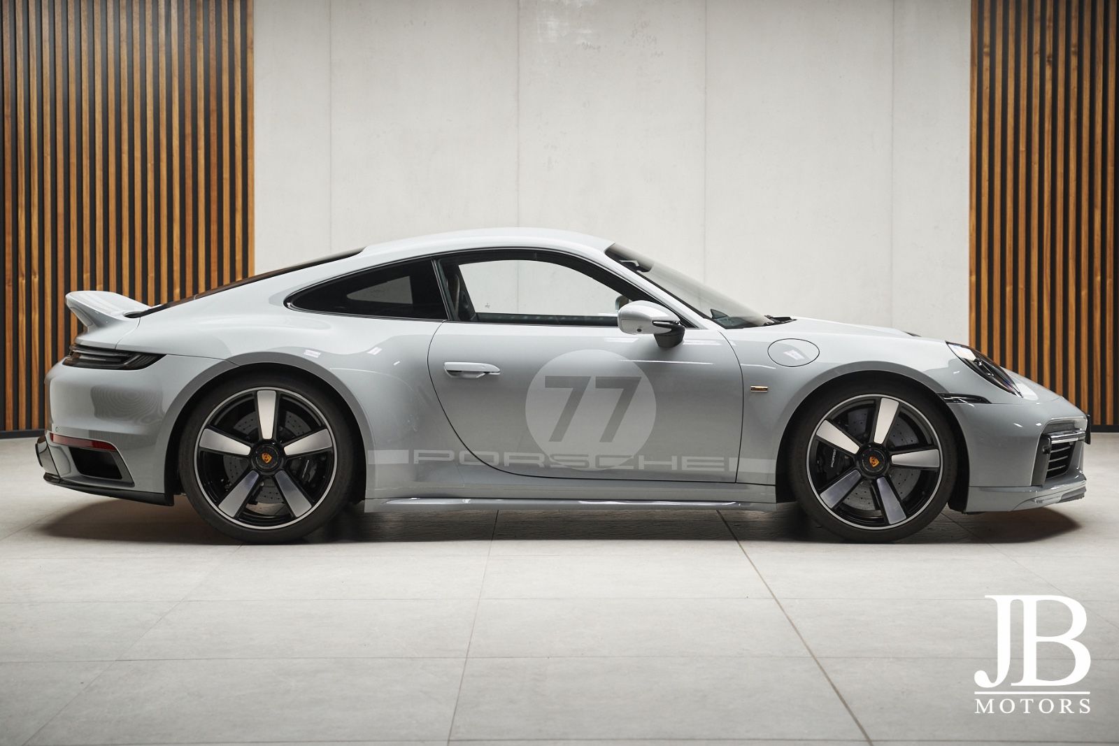 Fahrzeugabbildung Porsche 992 Sport Classic Burmester Lift Cognac 360° LED