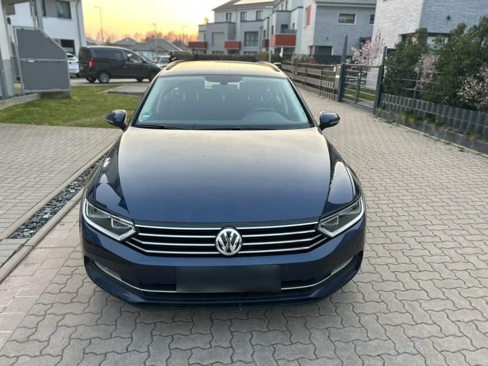 Image of Volkswagen Passat