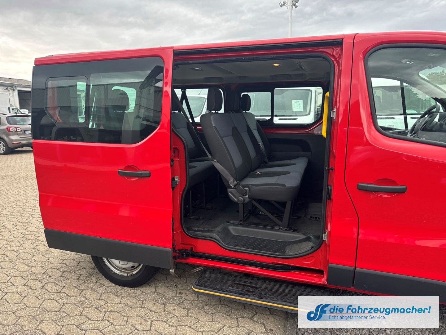 Fahrzeugabbildung Opel Vivaro B Kombi  L1H1 1.6 CDTI *G7184 KLIMA