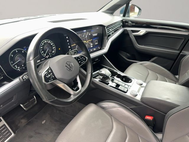 Touareg R-Line 3.0 V6 TDI 4Motion, AHK, Matrix L