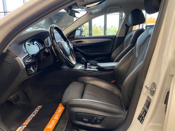 BMW 530 d xDrive Touring Sport Line *2.Hand*LED*SHZ*