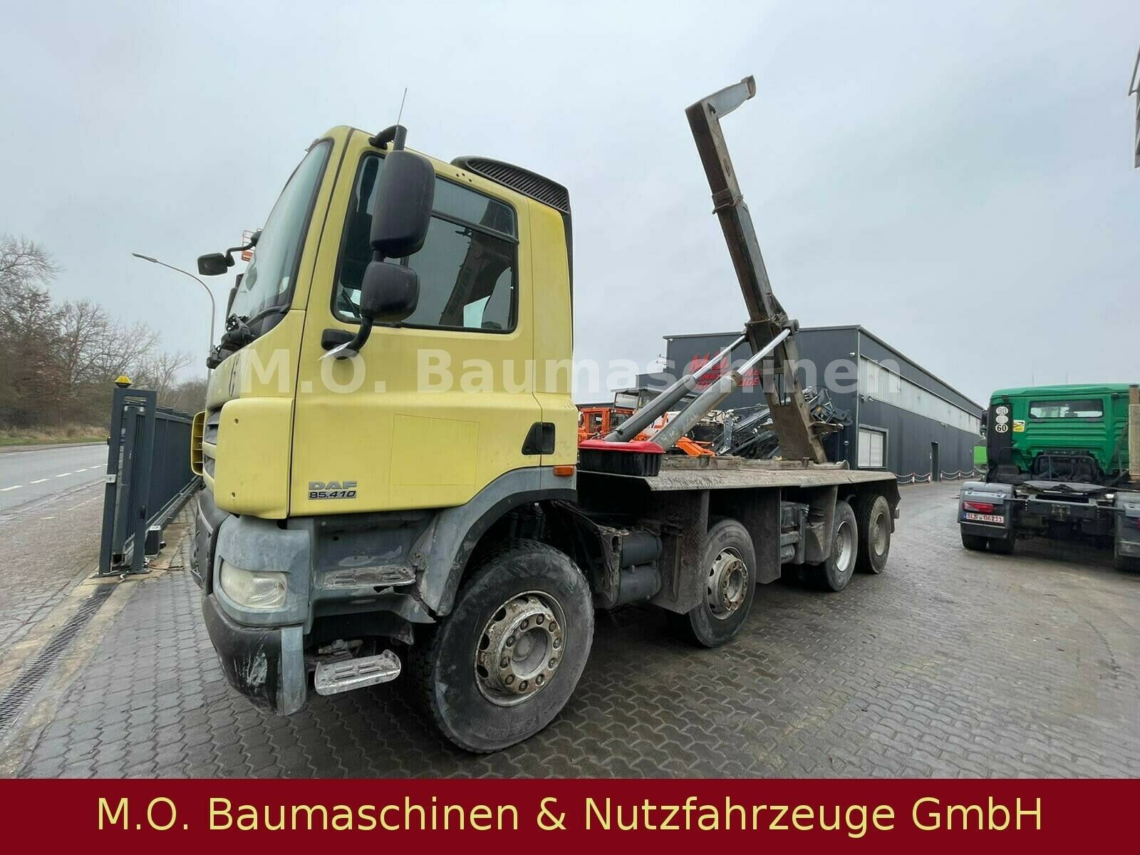 Fahrzeugabbildung DAF CF 85.410 / 8x4 / AC / Euro 5 / Blatt / Blatt /