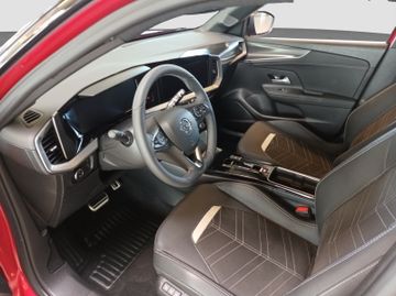 Fotografie des Opel Mokka Ultimate AT Alcantara Navi Kamera ACC