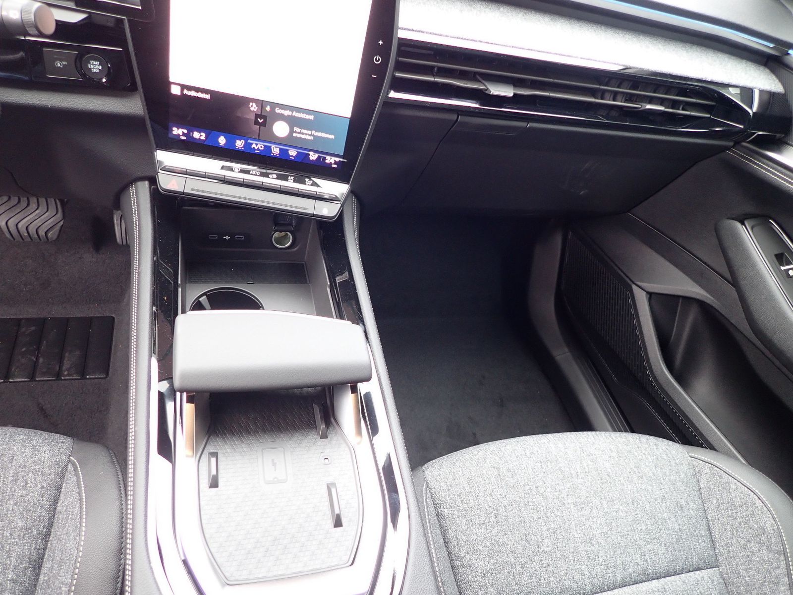 Fahrzeugabbildung Renault Austral Techno Mild Hybrid 150 Automatik