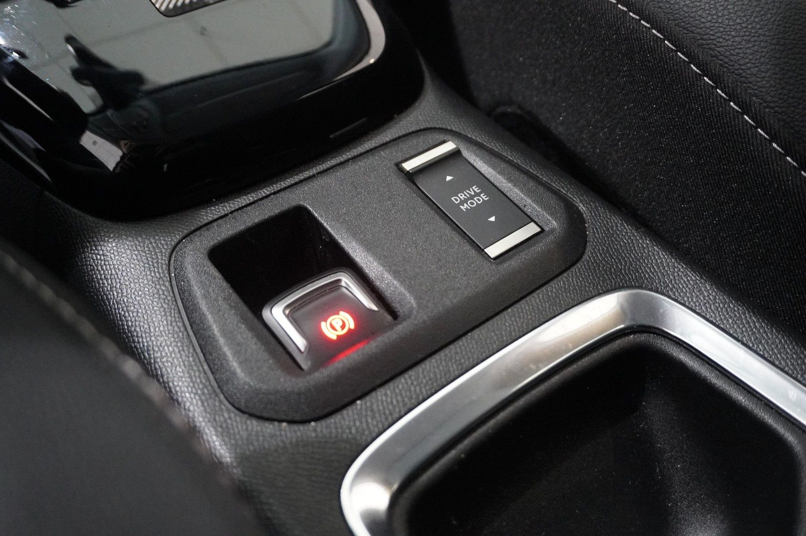 Fahrzeugabbildung Opel Corsa F 1.2T ELEGANCE NAVI/LED/VIRT/KAMERA/DAB+