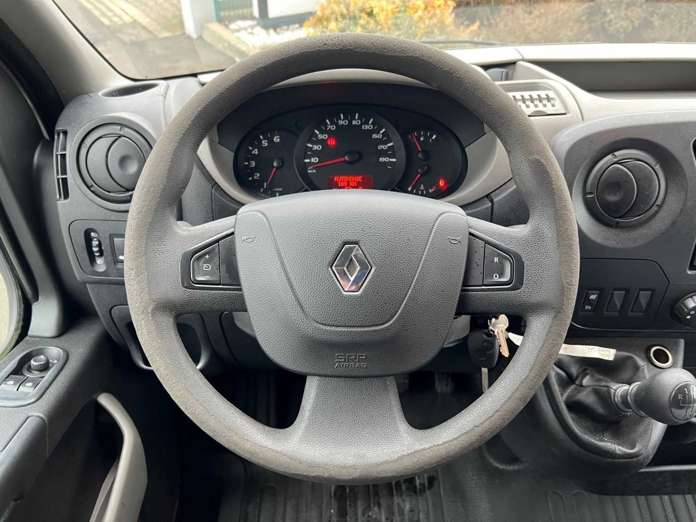 Fahrzeugabbildung Renault Master 2.3 dCi / France Elevateur 121FT, 12m