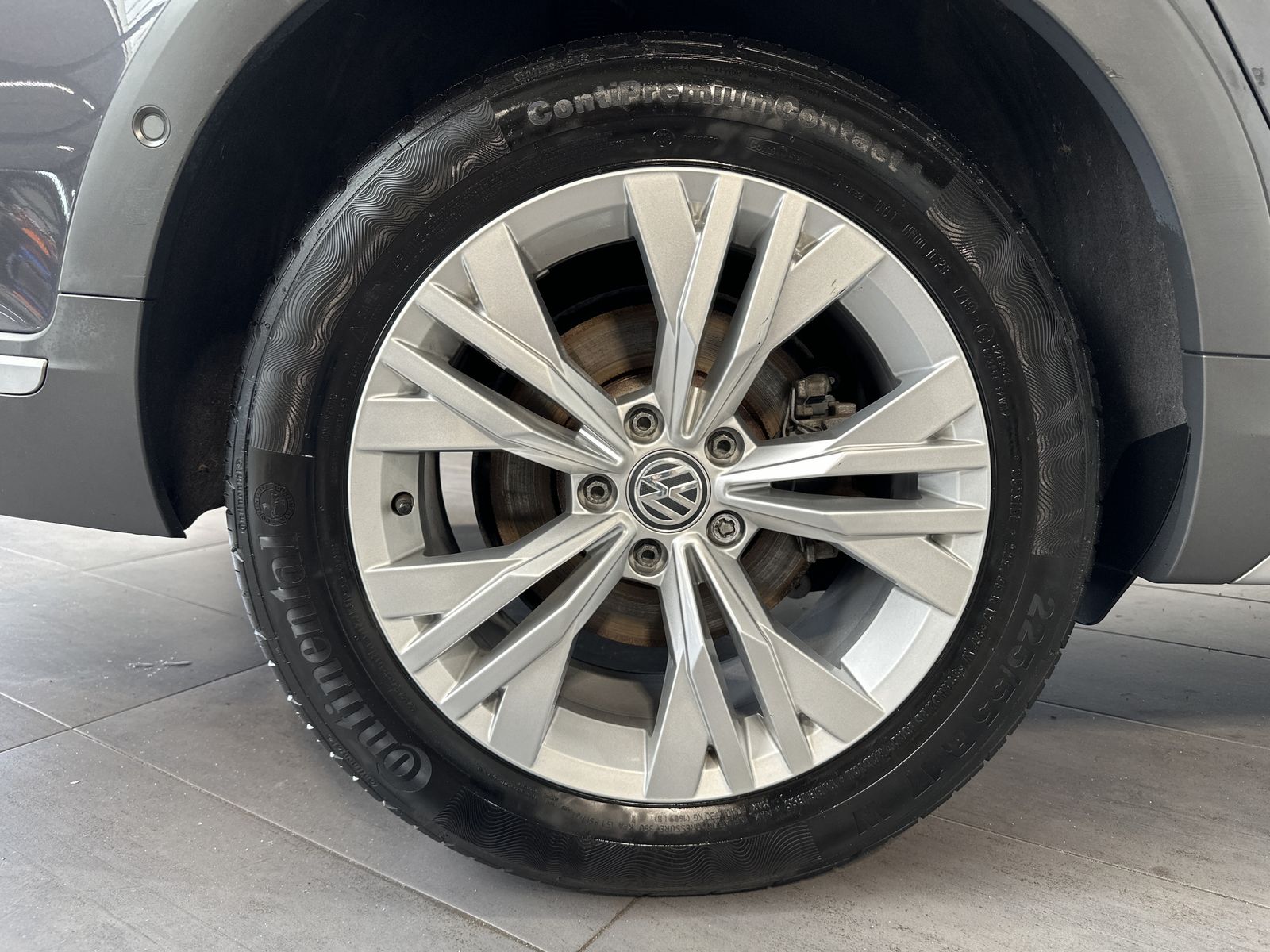 Fahrzeugabbildung Volkswagen Passat Alltrack 2.0 TDI DSG 4M NAV+LED+AHK+KAMER