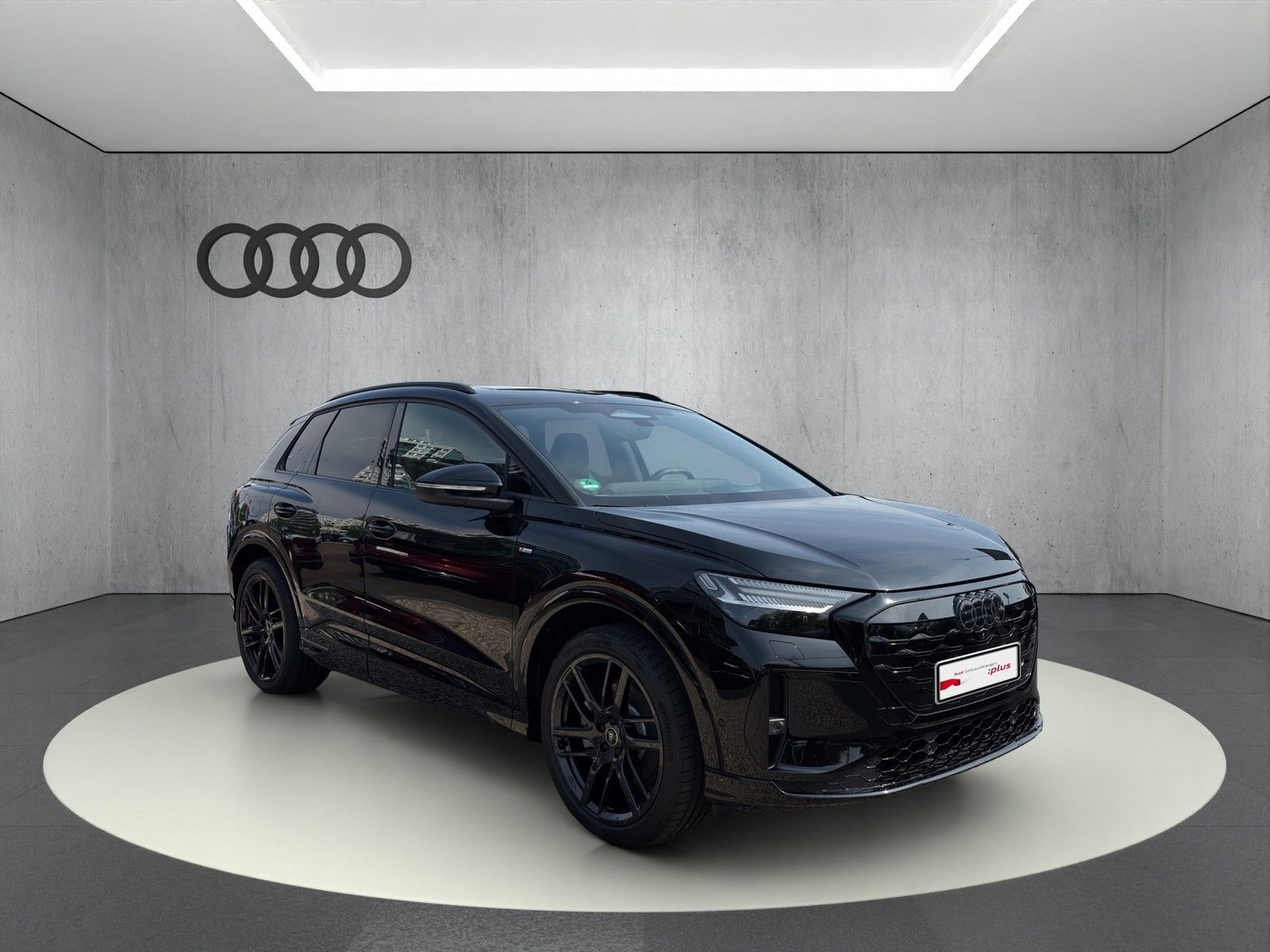 Audi Q4 e-tron S line 55 quattro imagem 3
