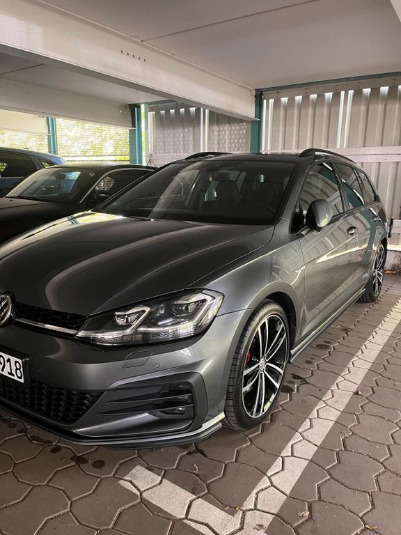 Image of Volkswagen Golf