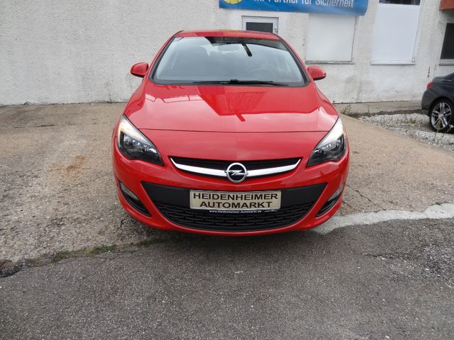 Fahrzeugabbildung Opel Astra J Lim. 5-trg. Selection