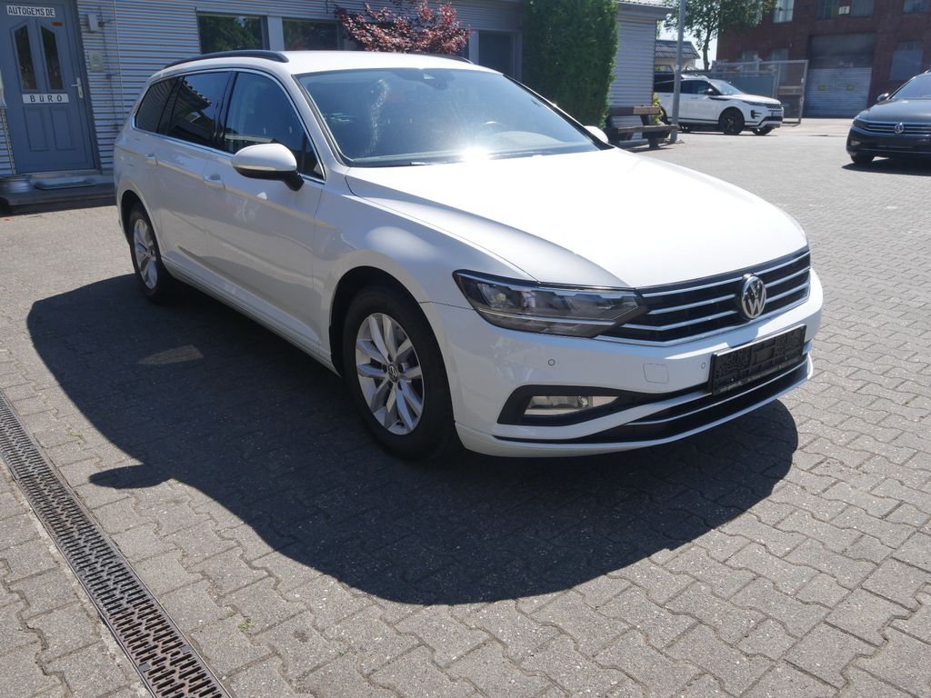 Image of Volkswagen Passat Variant