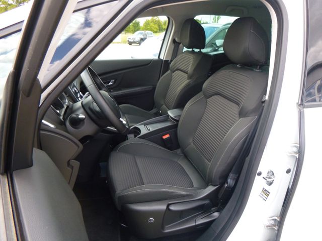 Fahrzeugabbildung Renault Scenic IV 1,3 TCe 140 >AUT/AHK/NAVI/Sitzheizung