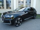 Audi Q7 55 TFSI quattro S line Sport Plus 7-Sitzer - Audi Q7: Sport