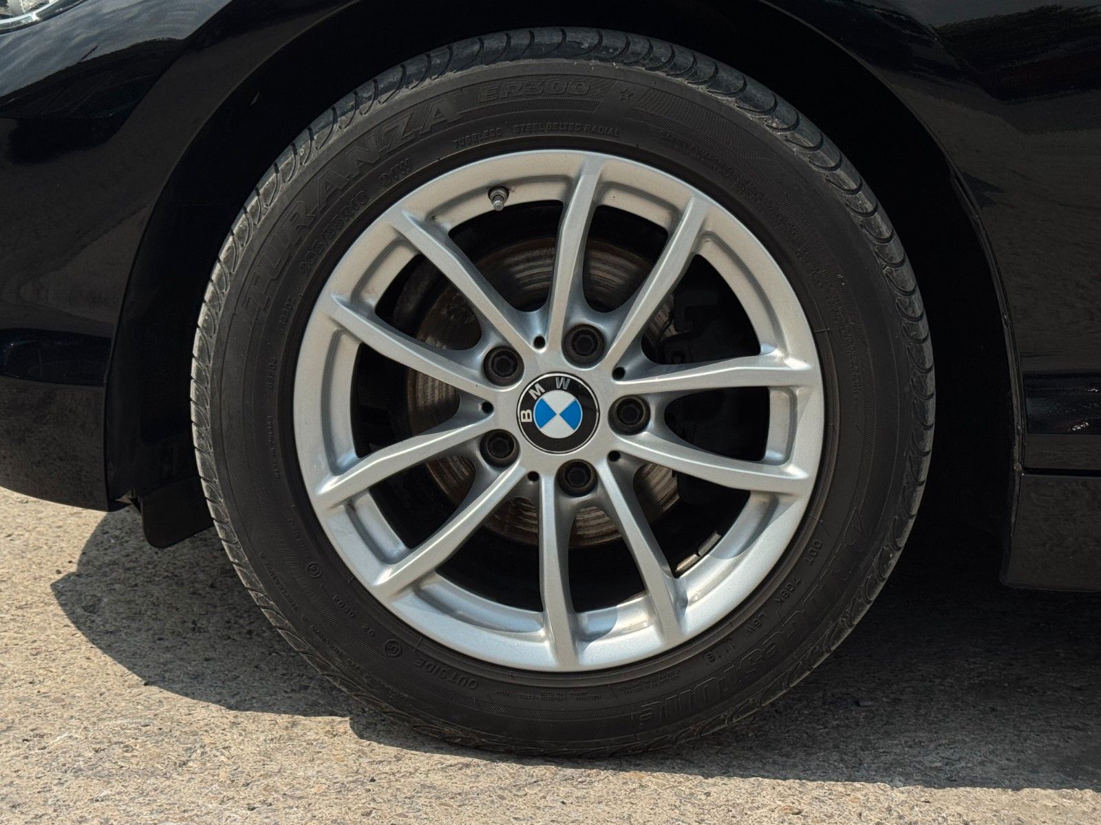 Fahrzeugabbildung BMW 116i F20 Advantage Navi LED PDC SHZ