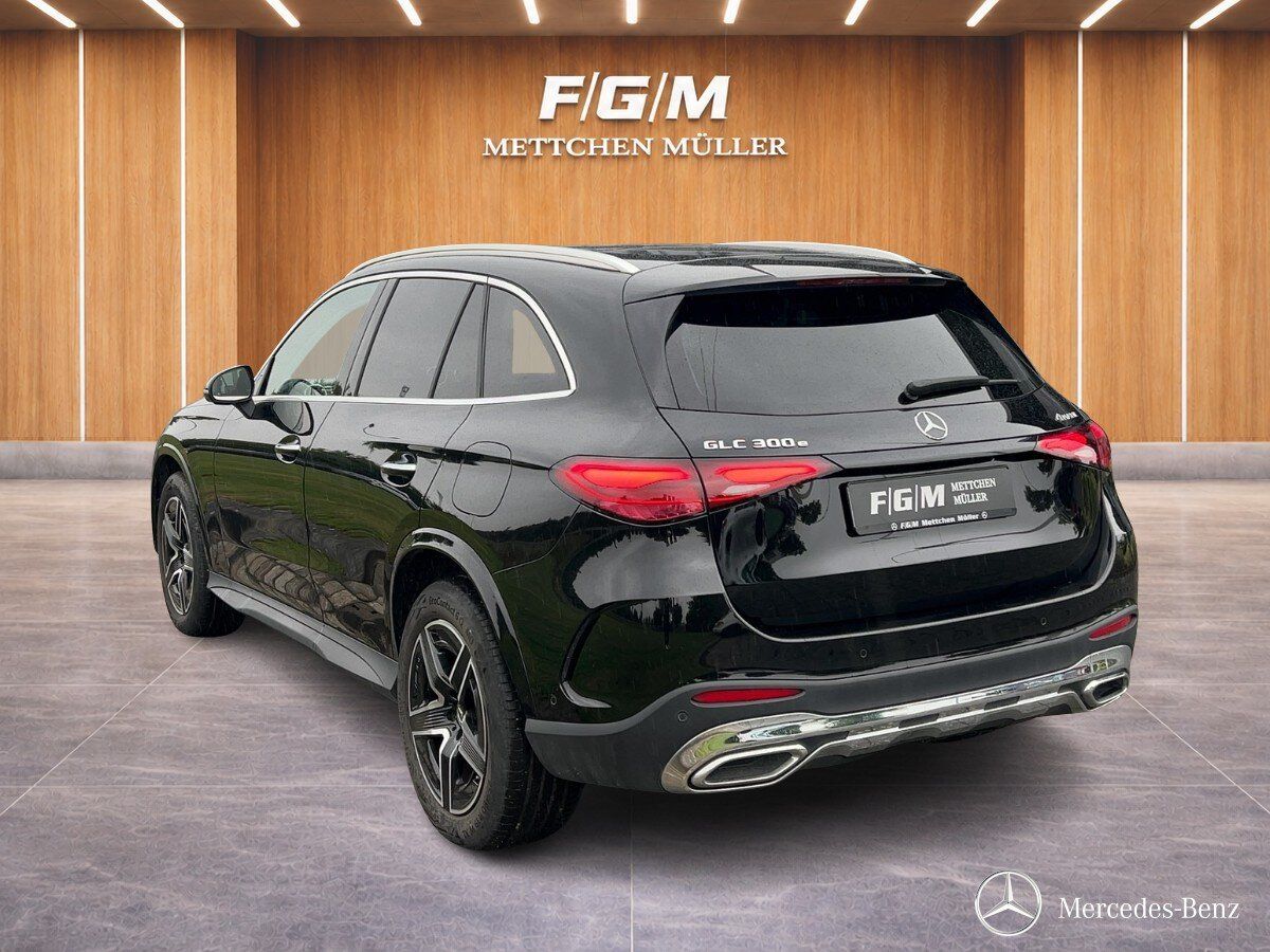 Mercedes-Benz GLC 300e 4M AMG DISTR KEYG 360 AHK MEM DIGILIGHT foto 2