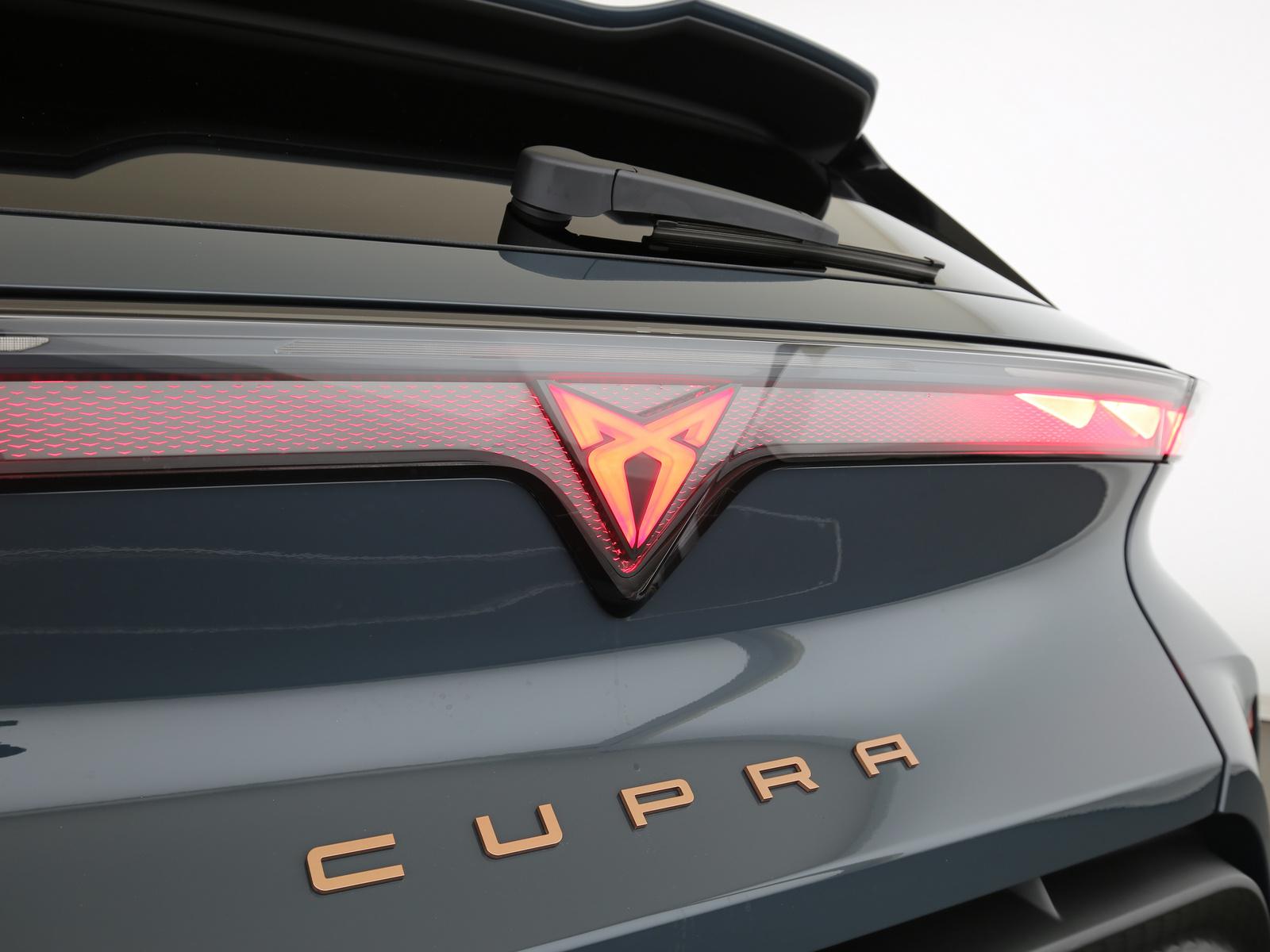 Cupra Raval Endurance 211 PS  52 kWh Dynamic Plus  LED