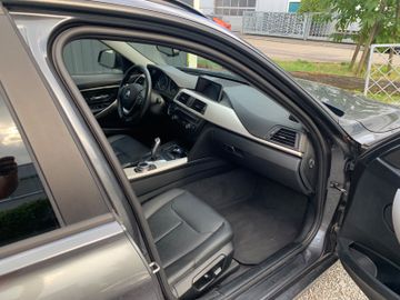 BMW 330 - 10