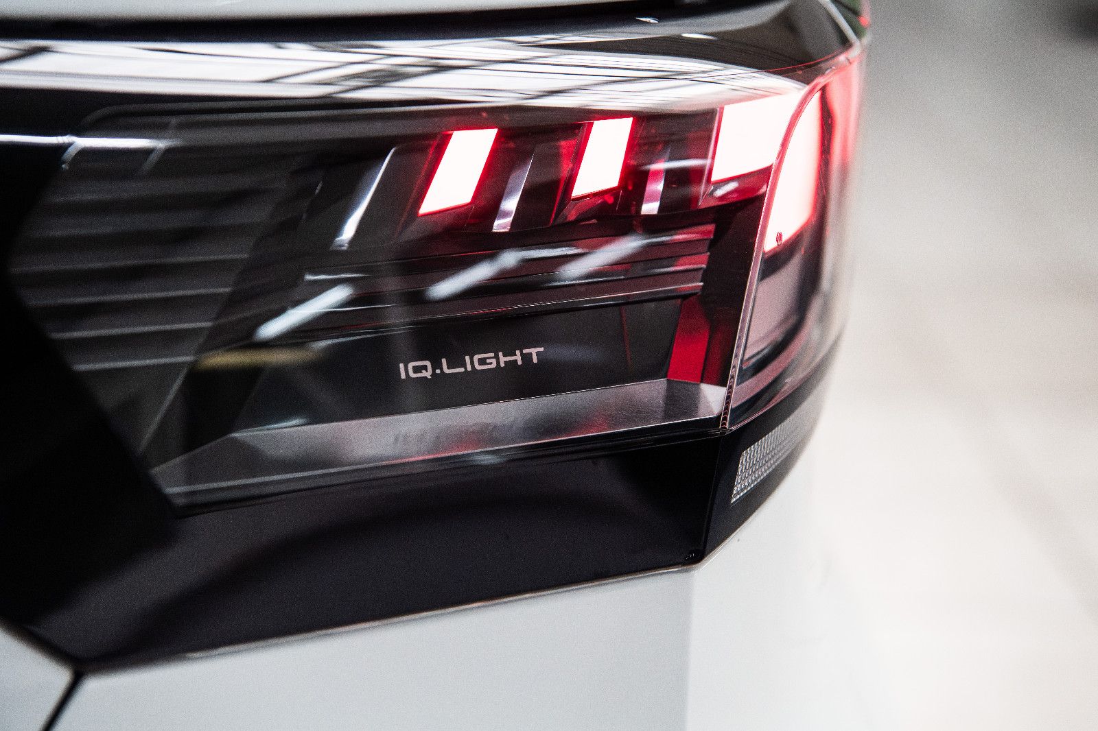 Fahrzeugabbildung Volkswagen T-Roc New Model Life 1.5l TSI DSG ACC APP Kamera