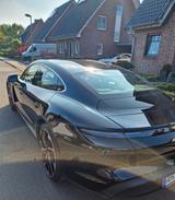 Porsche Taycan 4S S - Porsche Taycan: Luftfederung