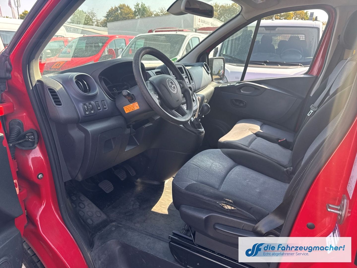 Fahrzeugabbildung Opel Vivaro B Kombi Combi 9Si. L1H1 2,7t *2673 *EXPOR